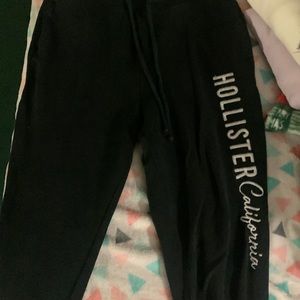 Black Hollister sweatpants